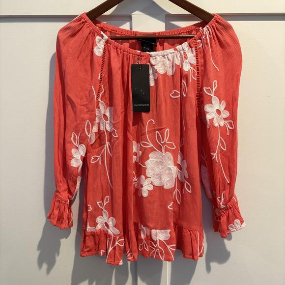 LIV LOS ANGELES Blouse Womens Small Coral Embroidered Boho Peasant Ruffle SB500 - Picture 1 of 11